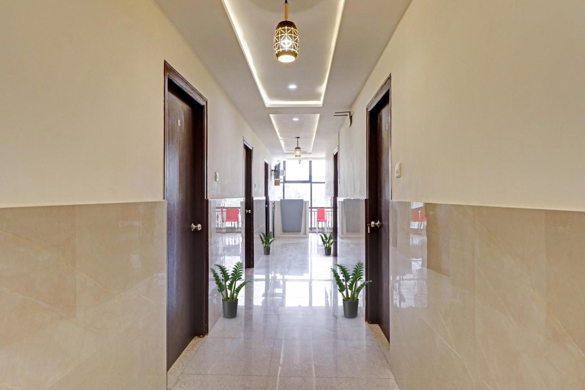 Hotel O Gn Nelli Suites Bangalore Buitenkant foto